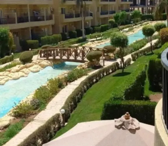 With Sea View And Swimming Pools Apartment