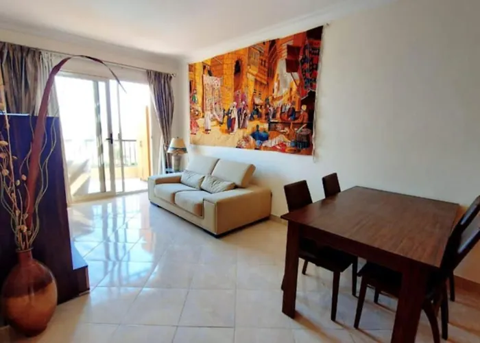With Sea View And Swimming Pools Apartment *
